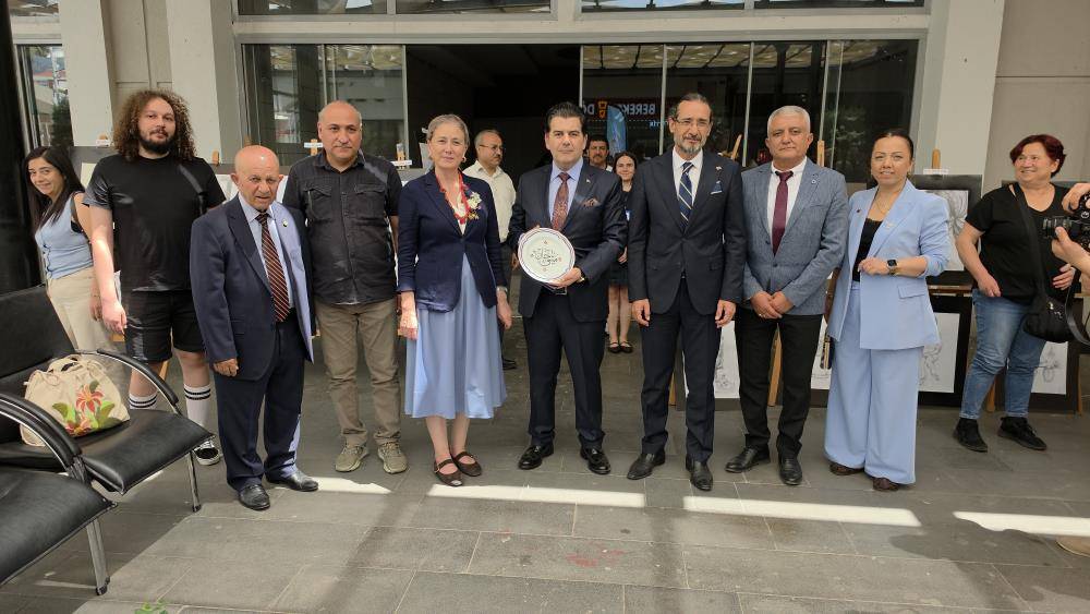Önce öğrendiler, sonra sergilediler